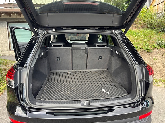 Audi Q4 e-tron 11 of 11