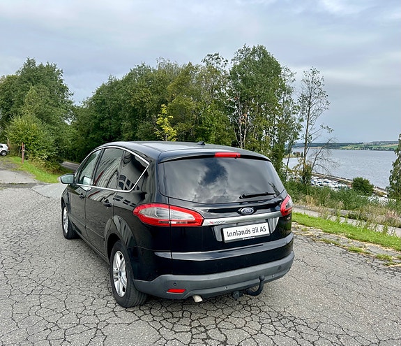 Ford S-MAX 5 of 13
