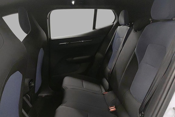 Volvo EX30 11 of 30