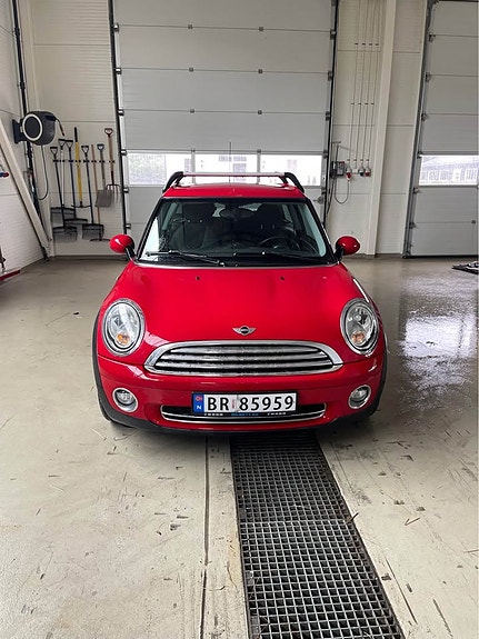 MINI Clubman One 3 of 8