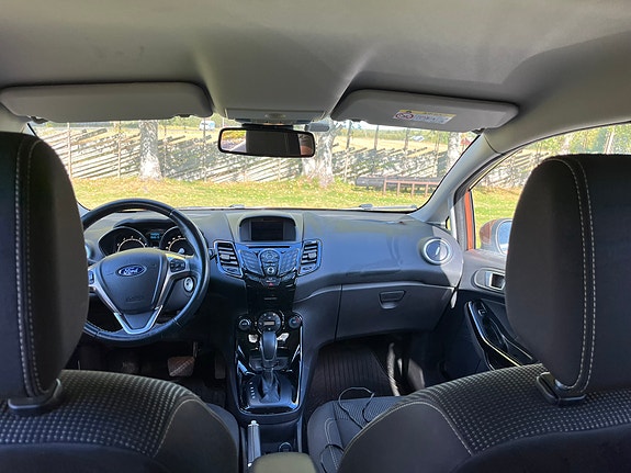 Ford Fiesta 12 of 26