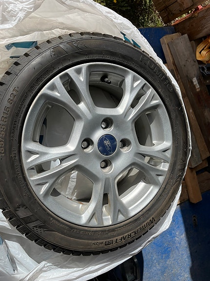 Ford Fiesta 24 of 26