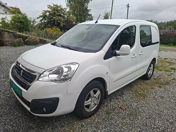 Peugeot Partner 3 of 6