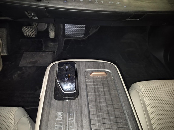 Nissan Ariya 20 of 30
