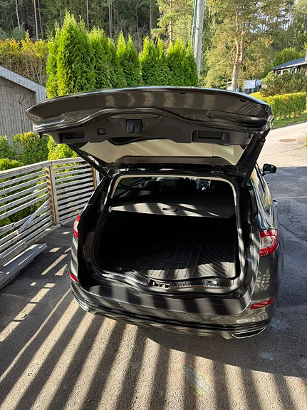 Ford Mondeo 21 of 30