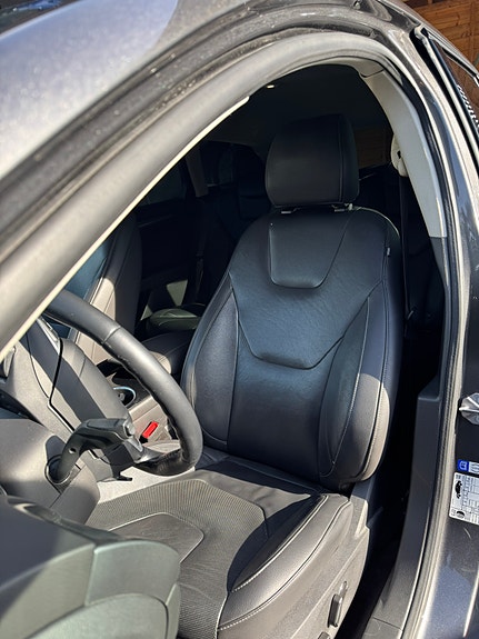 Ford Mondeo 25 of 30