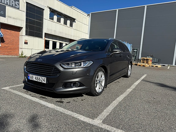 Ford Mondeo 13 of 30