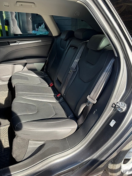 Ford Mondeo 23 of 30