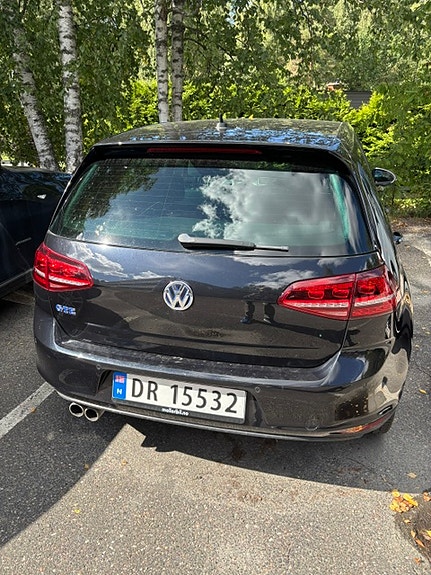 Volkswagen Golf VII 3 of 7