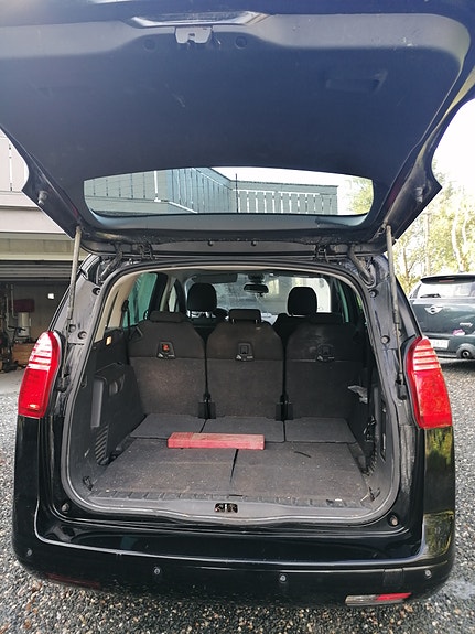 Peugeot 5008 4 of 15