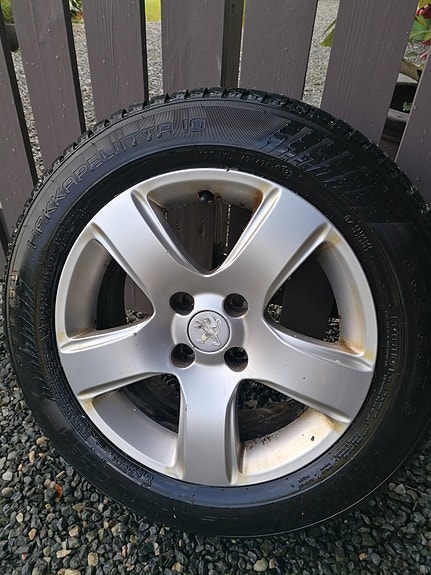 Peugeot 5008 10 of 15