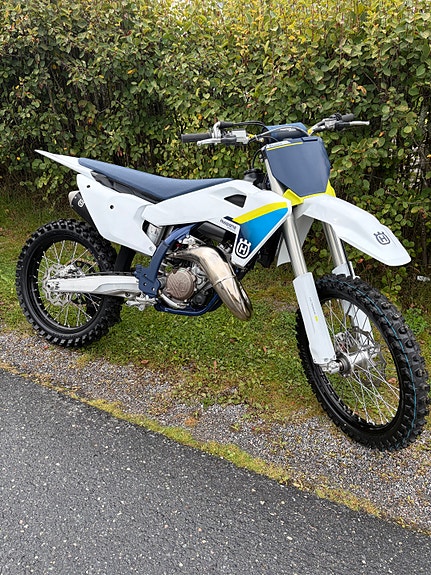 Husqvarna Husqvarna TC 125 2 of 10