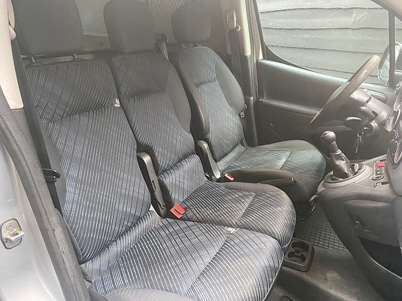 Peugeot Partner 19 of 26