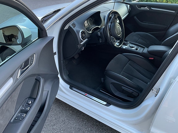 Audi A3 6 of 14
