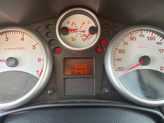 Peugeot 207 11 of 19