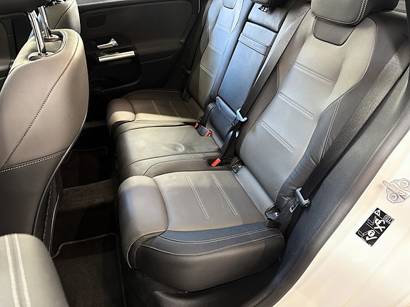 Mercedes-Benz B250 e 15 of 20