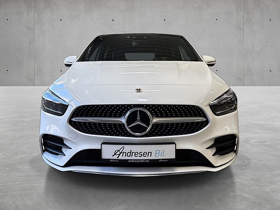 Mercedes-Benz B250 e 2 of 20