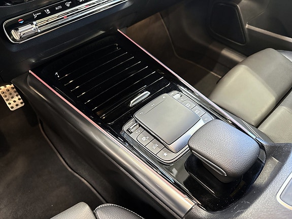 Mercedes-Benz B250 e 13 of 20