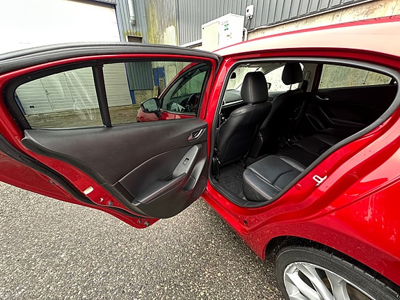 Mazda 3 30 of 30