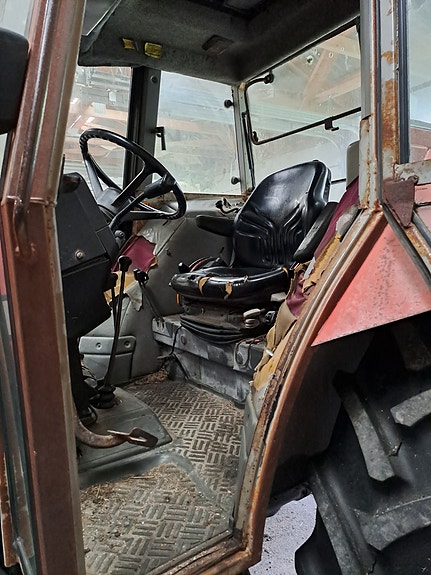 Massey Ferguson 375-2 Highline 8 of 28