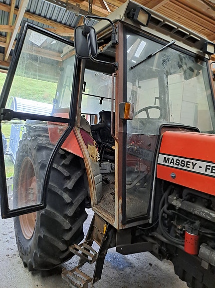 Massey Ferguson 375-2 Highline 3 of 28