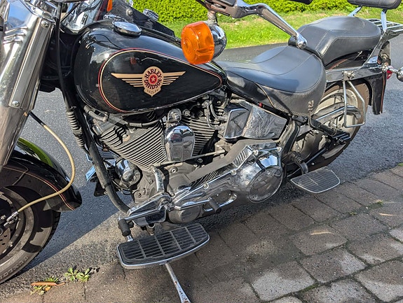 Harley-Davidson FAT BOY 3 of 19