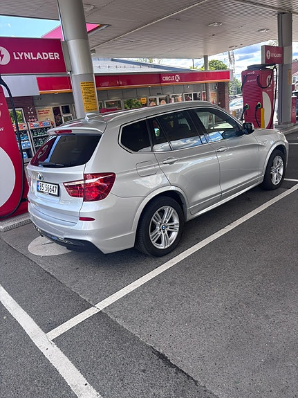 BMW X3 9 of 17