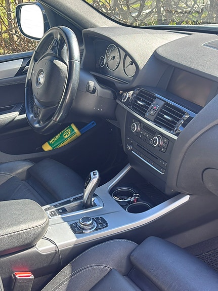 BMW X3 12 of 17