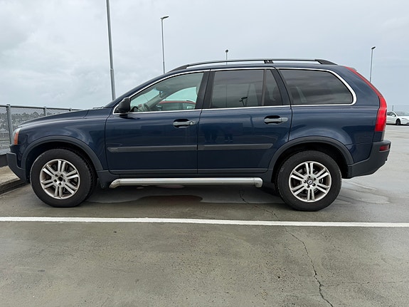 Volvo XC90 6 of 13