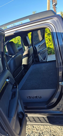 Isuzu D-max 12 of 16