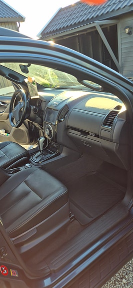 Isuzu D-max 10 of 16