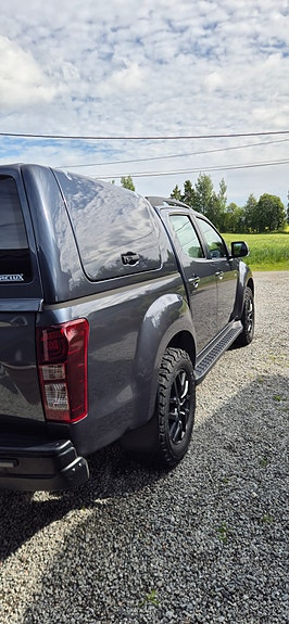 Isuzu D-max 4 of 16