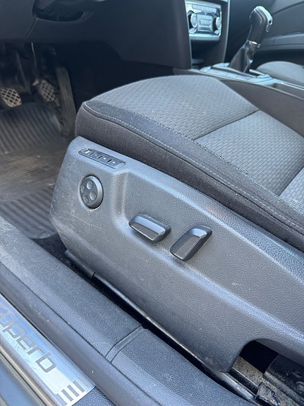 Skoda Superb 16 of 17