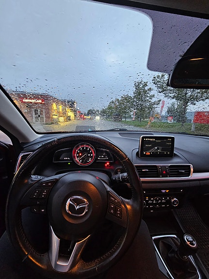 Mazda 3 7 of 10