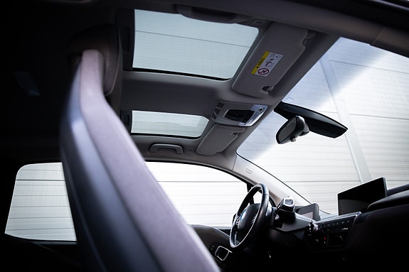 BMW i3 12 of 25