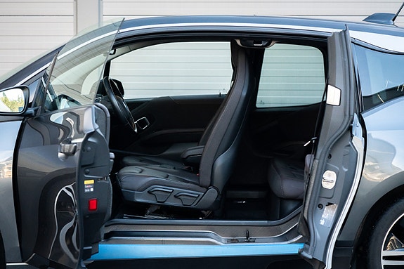 BMW i3 10 of 25