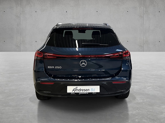Mercedes-Benz EQA250 4 of 19