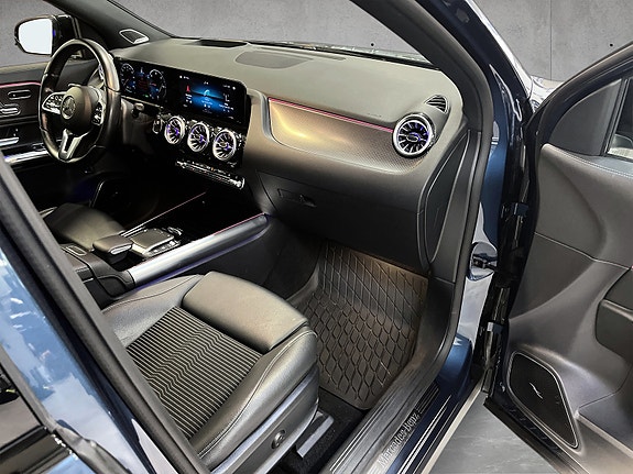 Mercedes-Benz EQA250 15 of 19