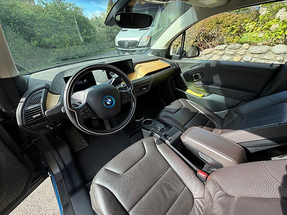 BMW i3 8 of 14