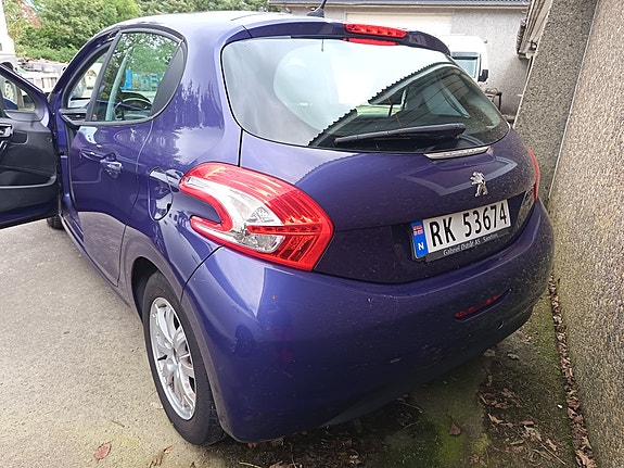 Peugeot 208 18 of 18