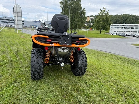 Can-Am Outlander Max XTP 1000 R 8 of 22
