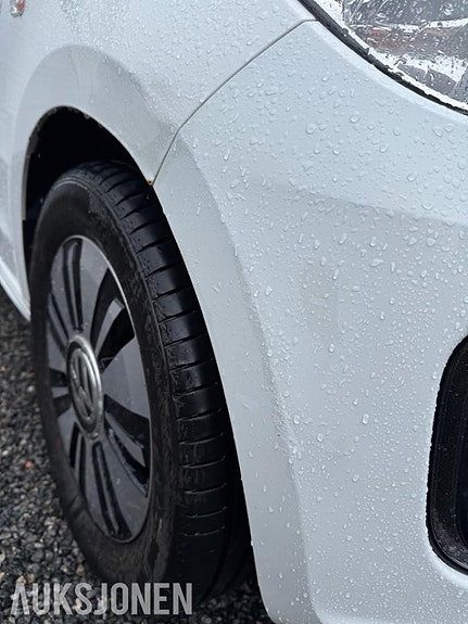 Volkswagen UP! 26 of 30