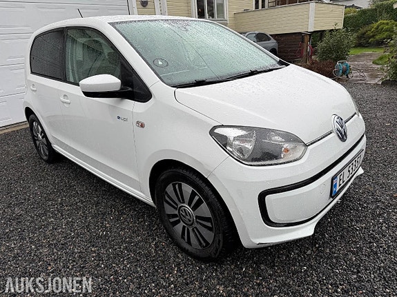 Volkswagen UP! 2 of 30