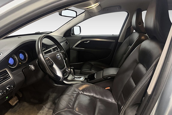 Volvo XC70 15 of 18