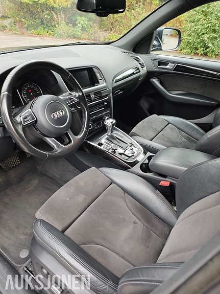 Audi Q5 10 of 28