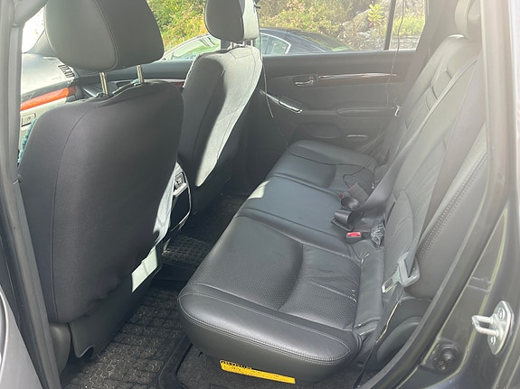 Toyota Land Cruiser 6 of 15