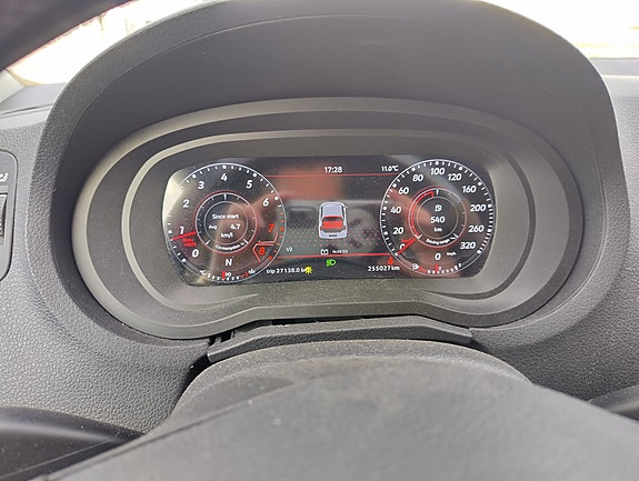 Volkswagen Polo 26 of 27