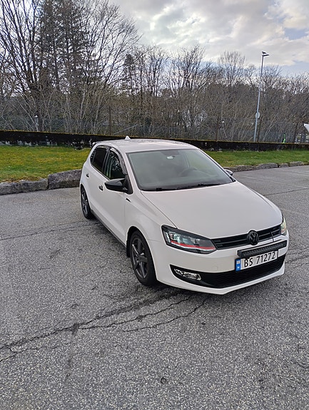 Volkswagen Polo 12 of 27