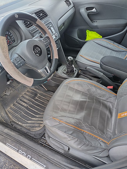 Volkswagen Polo 22 of 27