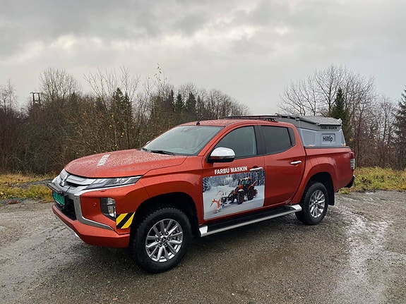 Mitsubishi L200 2 of 16